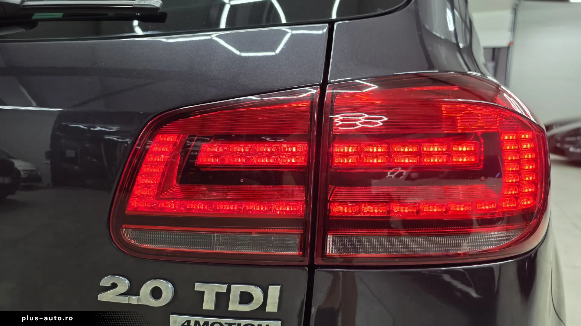 Volkswagen Tiguan Lounge 4Motion Carlig Service total