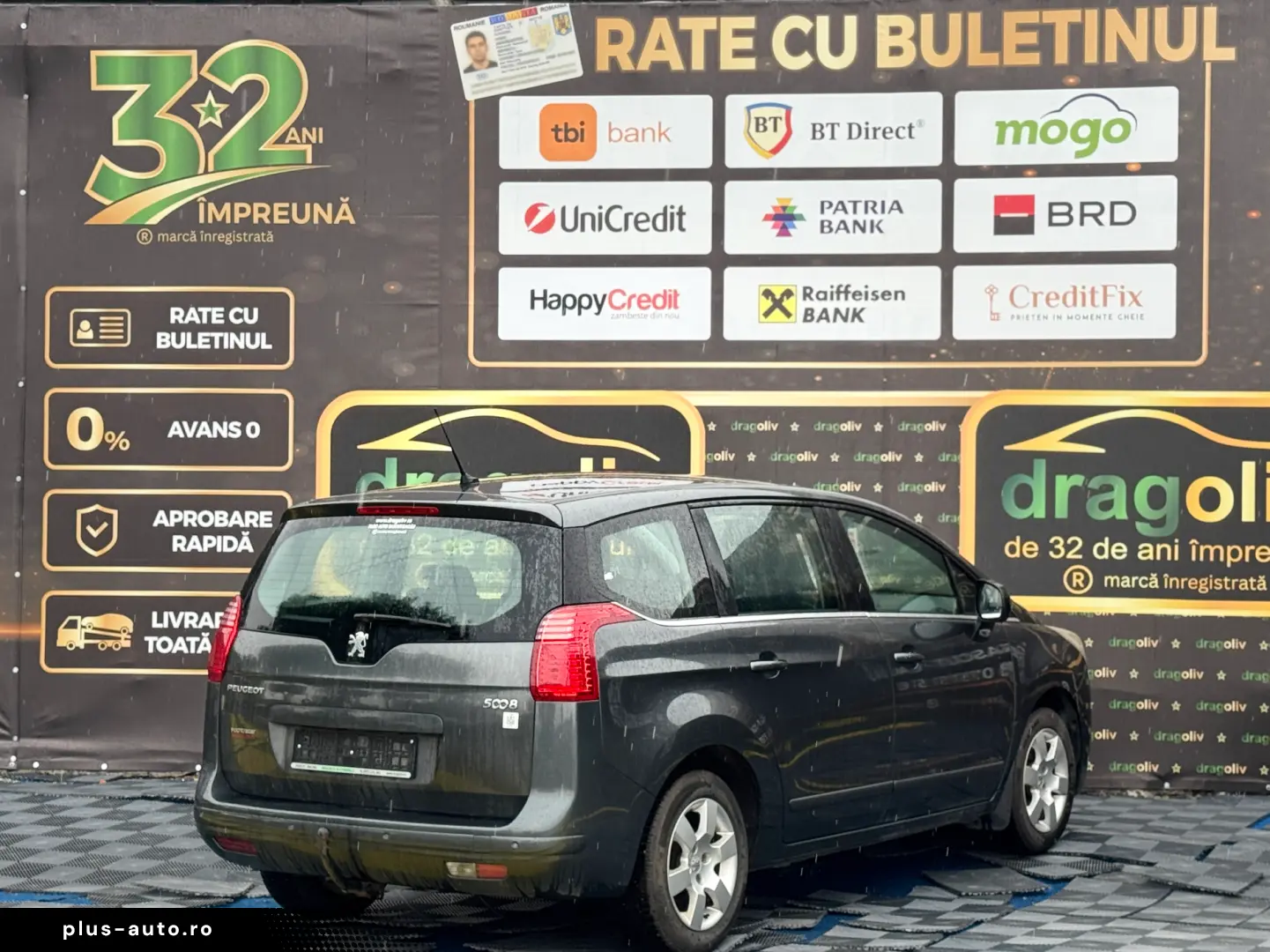 Peugeot 5008 2012