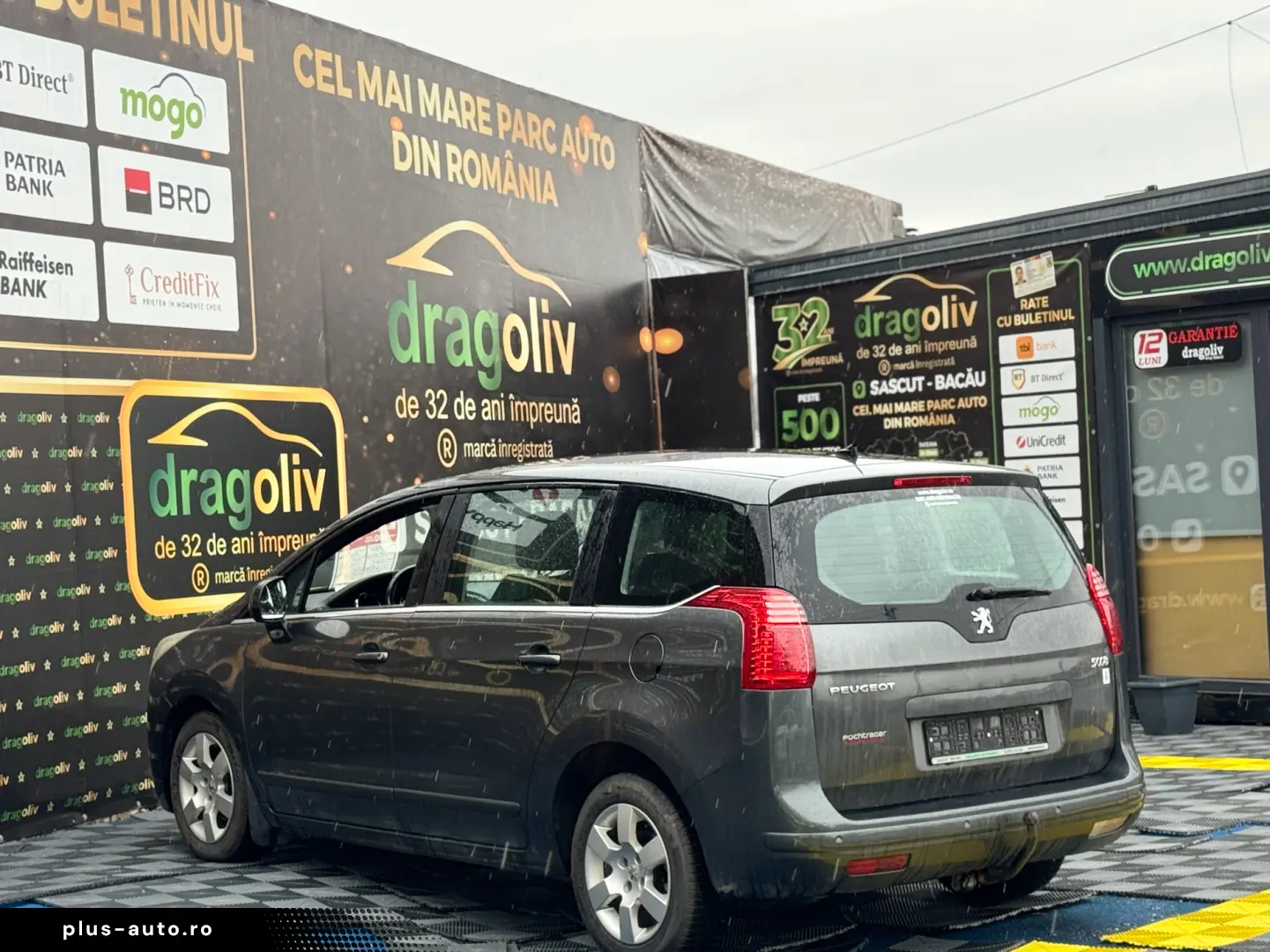Peugeot 5008 2012