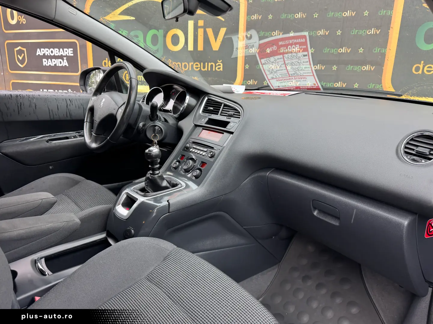 Peugeot 5008 2012