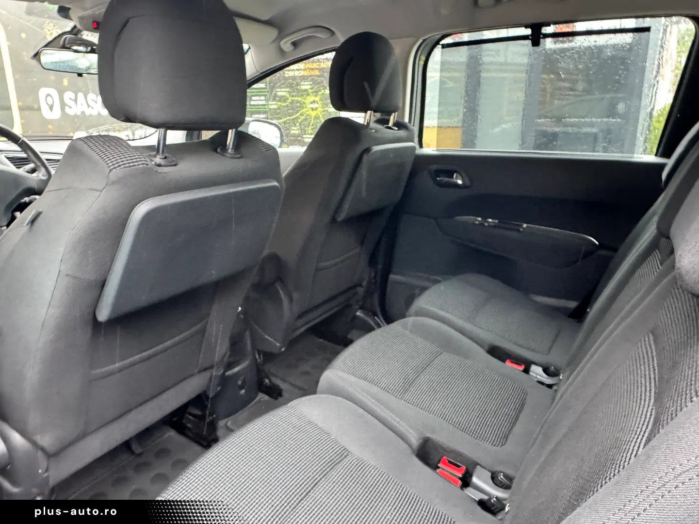Peugeot 5008 2012