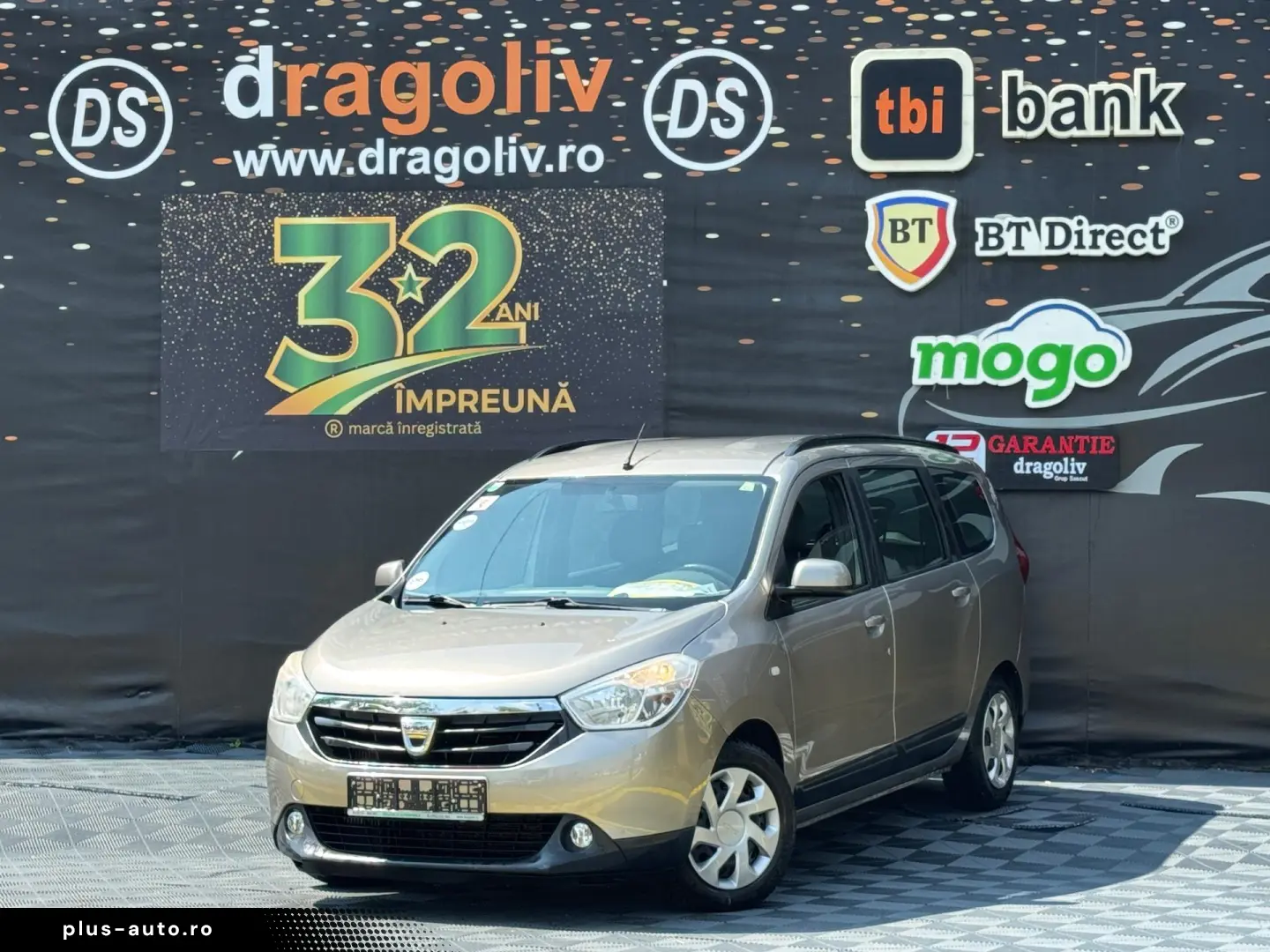 Dacia Lodgy 2012