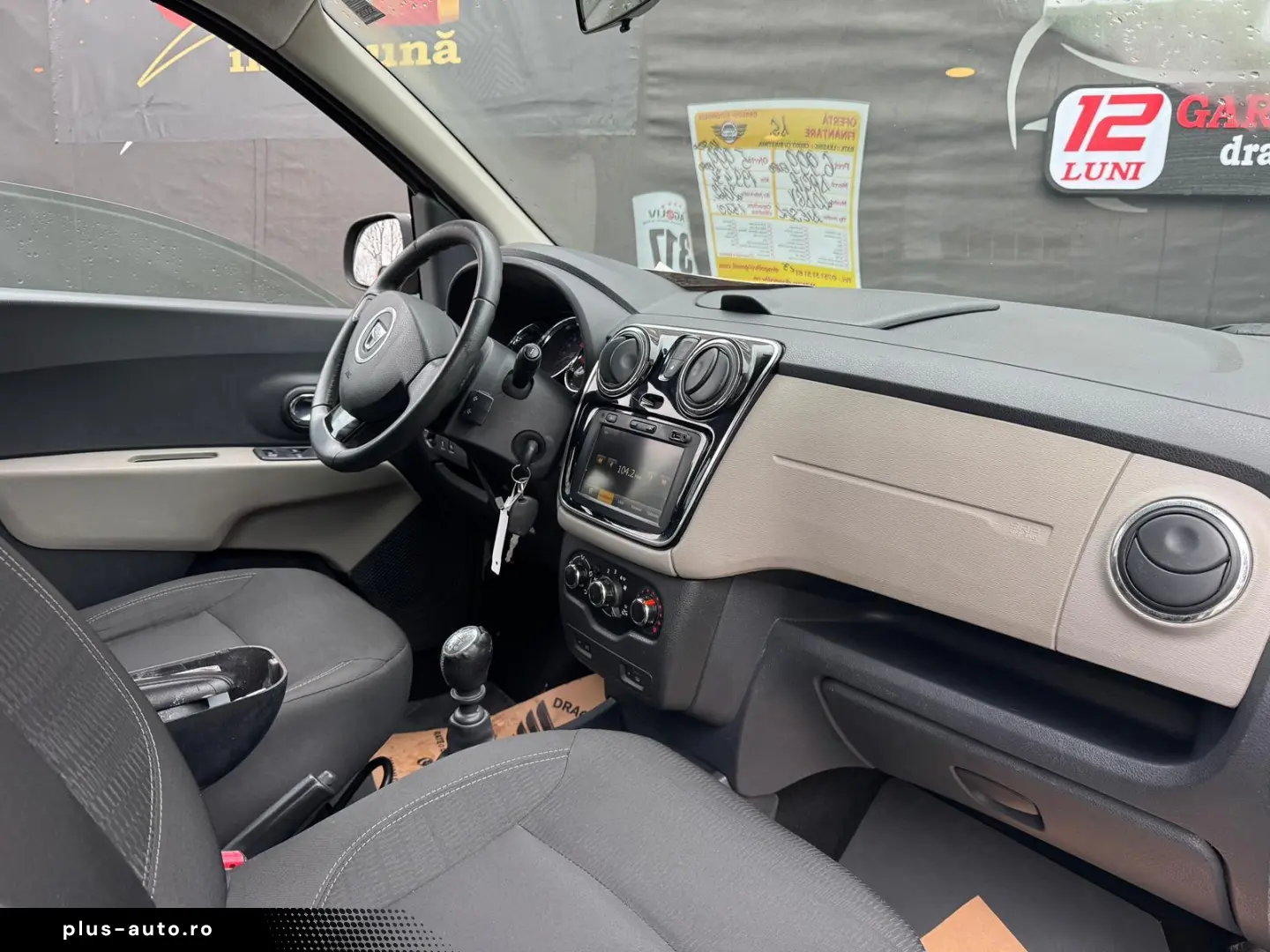 Dacia Lodgy 2012