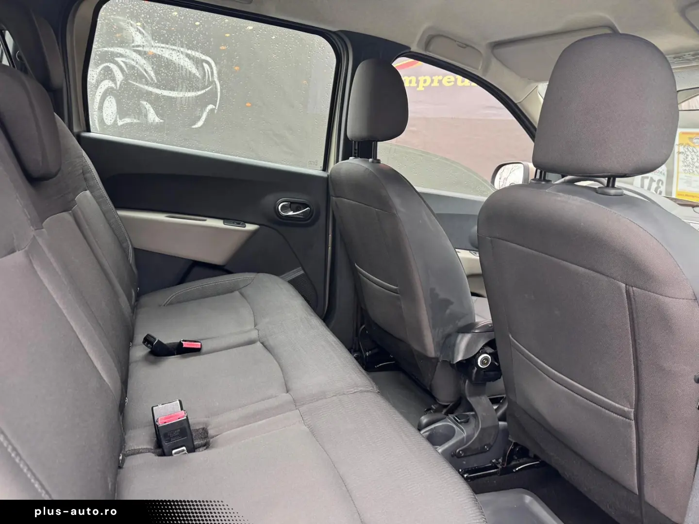 Dacia Lodgy 2012