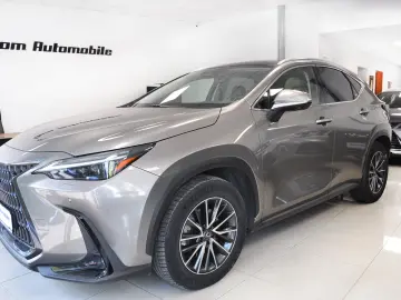 LEXUS NX 350h Executive Panorama HeadUp Display 4xCamera