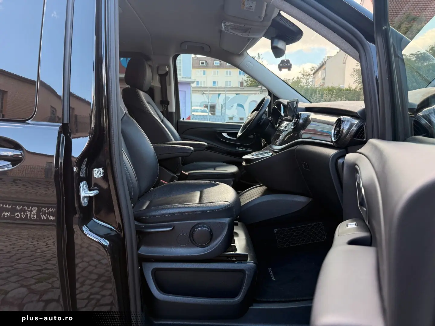 MERCEDES-BENZ V300 d EDITION lang   7 Sitze   Vollleder
