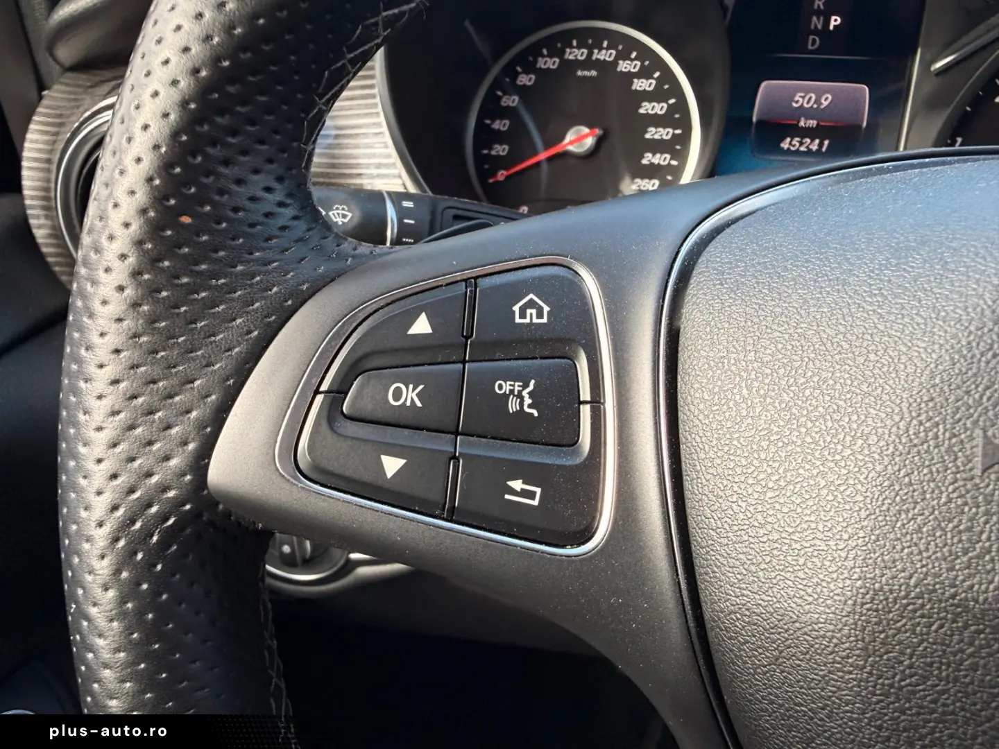 MERCEDES-BENZ V300 d EDITION lang   7 Sitze   Vollleder