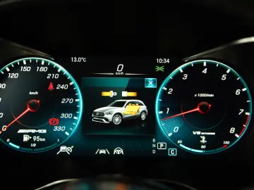 MERCEDES-BENZ GLC 63 AMG 4Matic   Pano Night-P. 22 Z…