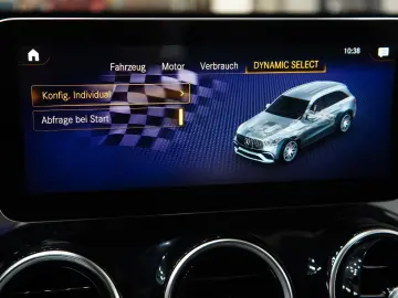 MERCEDES-BENZ GLC 63 AMG 4Matic   Pano Night-P. 22 Z…
