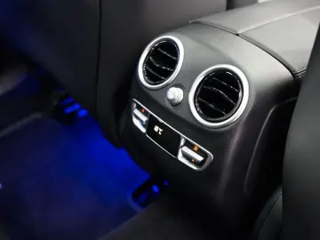 MERCEDES-BENZ GLC 63 AMG 4Matic   Pano Night-P. 22 Z…