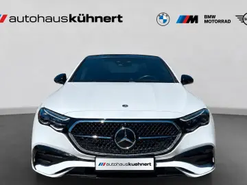 MERCEDES-BENZ E 300 e AMG Pano Superscreen Sitzklima…