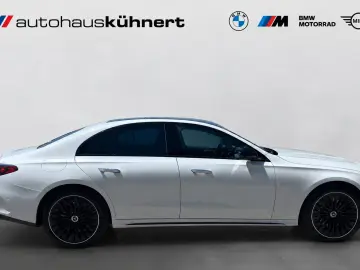 MERCEDES-BENZ E 300 e AMG Pano Superscreen Sitzklima…