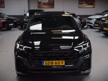 AUDI Q8 55 TFSI e quattro RS Sitze Panorama Facelift