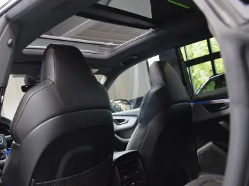 AUDI Q8 55 TFSI e quattro RS Sitze Panorama Facelift