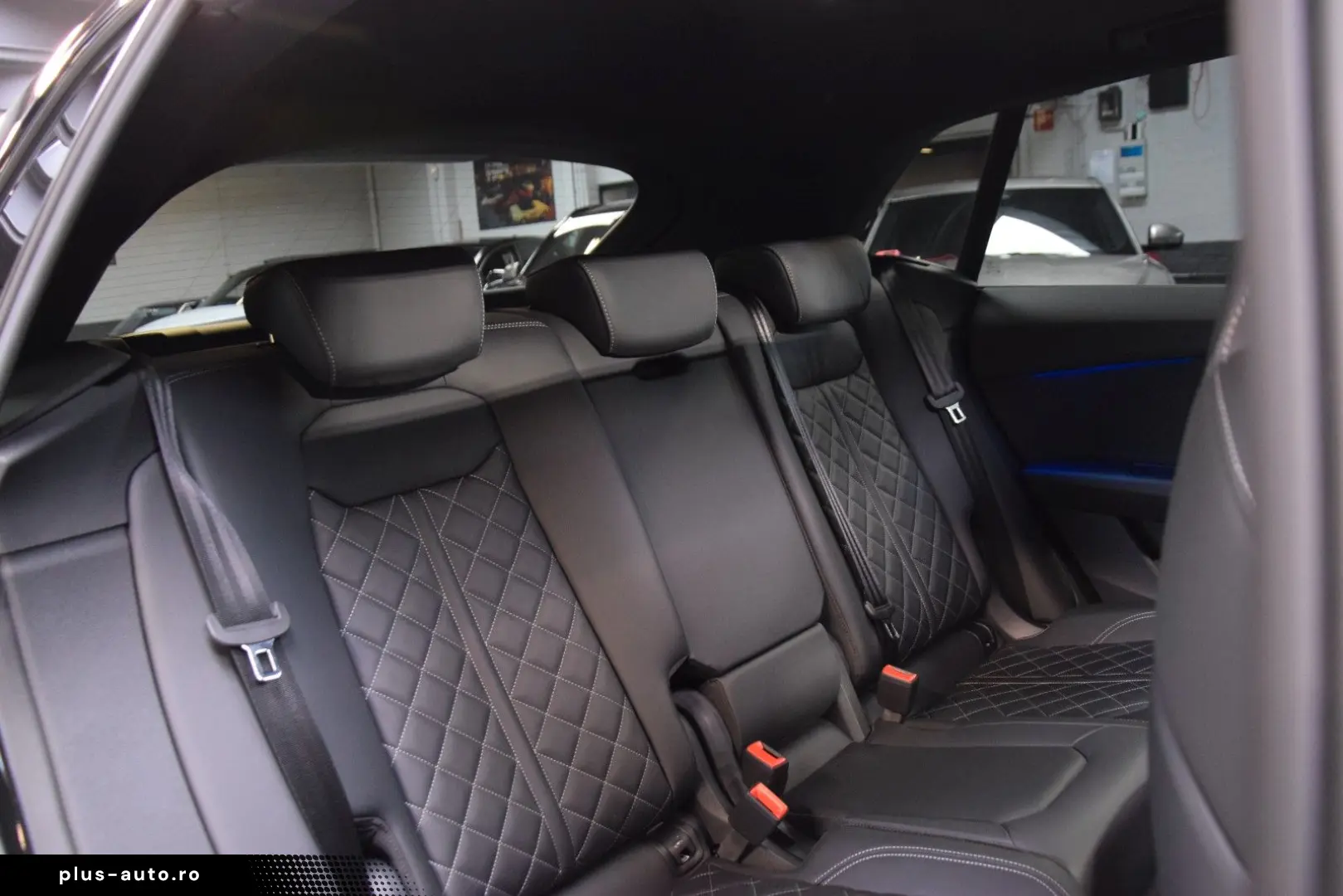 AUDI Q8 55 TFSI e quattro RS Sitze Panorama Facelift