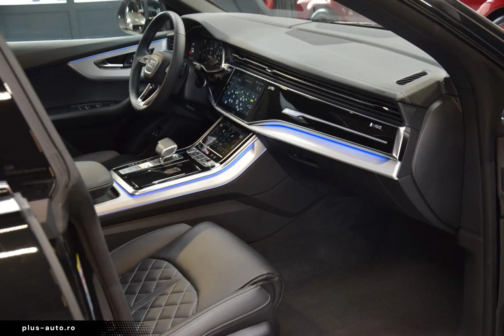 AUDI Q8 55 TFSI e quattro RS Sitze Panorama Facelift