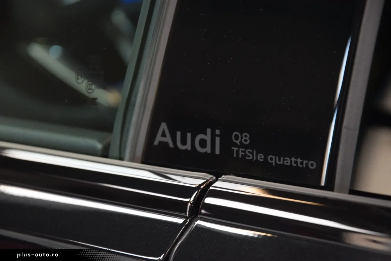 AUDI Q8 55 TFSI e quattro RS Sitze Panorama Facelift