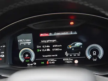 AUDI Q8 55 TFSI e quattro RS Sitze Panorama Facelift