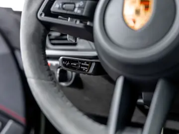 PORSCHE 992 3.0 Carrera 4 GTS - BTW   Sport Chrono     P