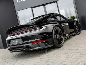 PORSCHE 992 3.0 Carrera 4 GTS - BTW   Sport Chrono     P