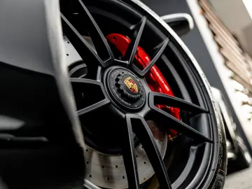 PORSCHE 992 3.0 Carrera 4 GTS - BTW   Sport Chrono     P