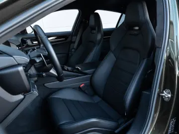 PORSCHE Panamera Turbo E-Hybrid Active Ride SportDesign
