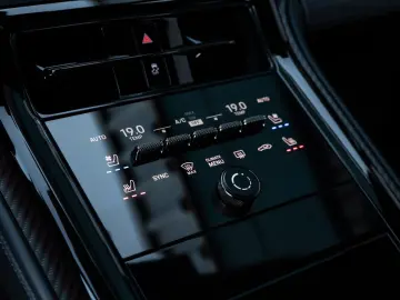PORSCHE Panamera Turbo E-Hybrid Active Ride SportDesign