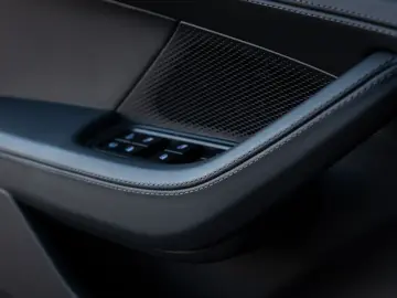 PORSCHE Panamera Turbo E-Hybrid Active Ride SportDesign