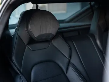 PORSCHE Panamera Turbo E-Hybrid Active Ride SportDesign