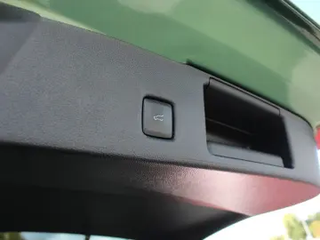 FORD Kuga Plug-In Hybrid Active X AHK ACC LED