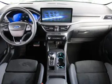FORD Kuga Plug-In Hybrid Active X AHK ACC LED