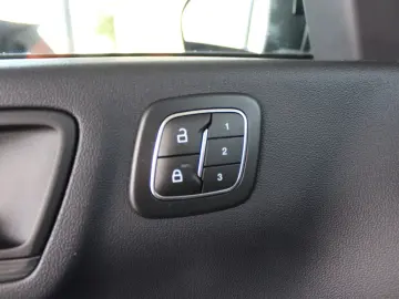 FORD Kuga Plug-In Hybrid Active X AHK ACC LED