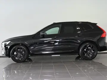 VOLVO XC60 T8 Plug-In Hybrid AWD Black Edition AHK