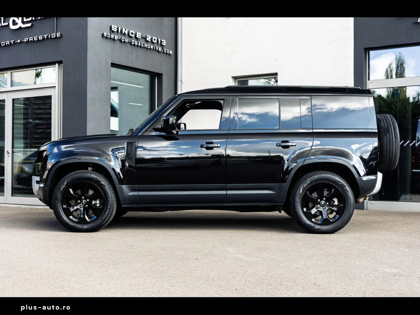 LAND ROVER Defender 110 D250 HARD TOP S AWD WARR 9 2030 AHK