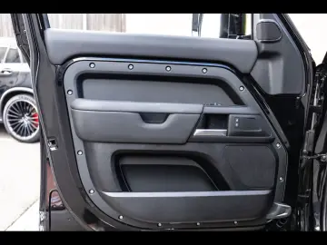 LAND ROVER Defender 110 D250 HARD TOP S AWD WARR 9 2030 AHK