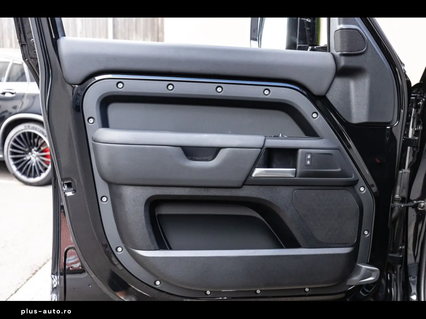 LAND ROVER Defender 110 D250 HARD TOP S AWD WARR 9 2030 AHK