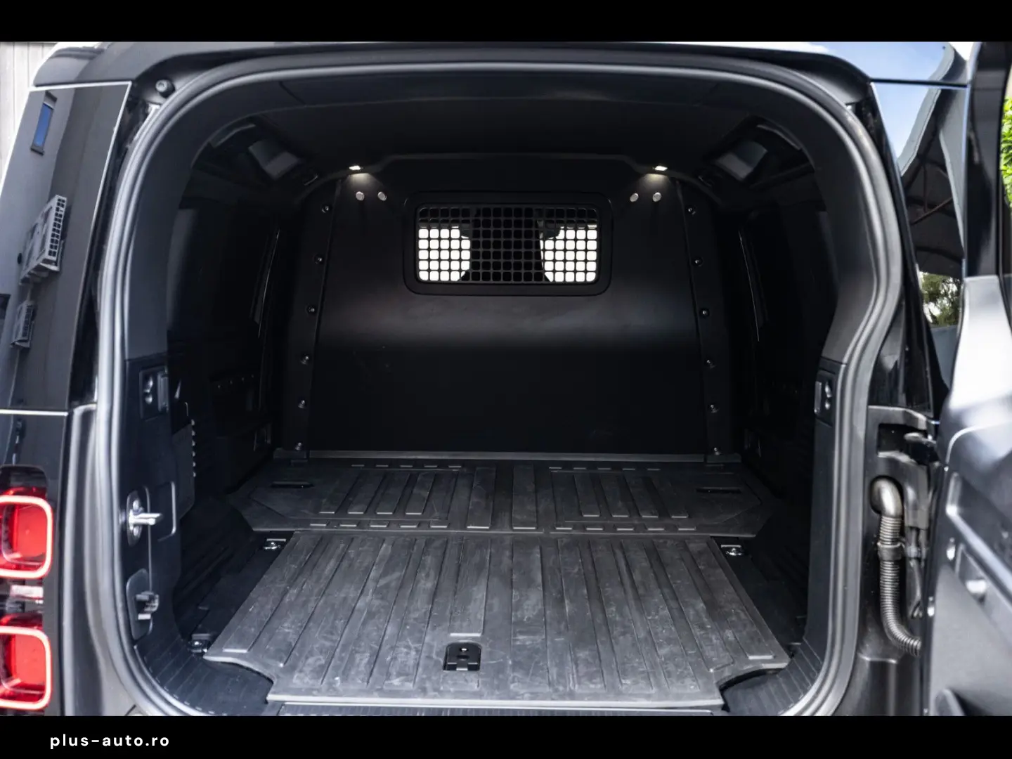 LAND ROVER Defender 110 D250 HARD TOP S AWD WARR 9 2030 AHK