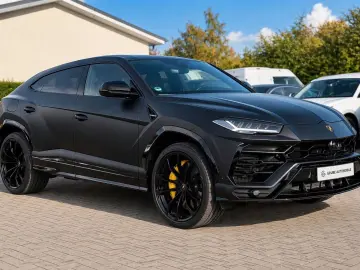 LAMBORGHINI MatteFolierung B&O PANO MASSAGE LIFT 23  KERAMIK