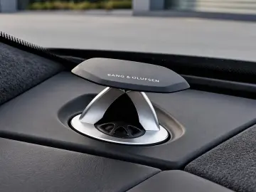 LAMBORGHINI MatteFolierung B&O PANO MASSAGE LIFT 23  KERAMIK