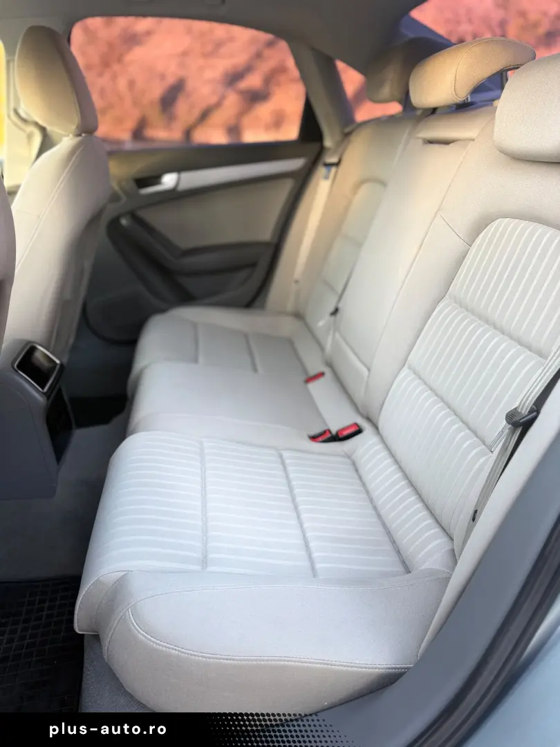Audi A4 1.8 Benzina AUTOMAT