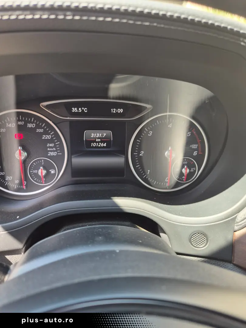 Mercedes-Benz B 200