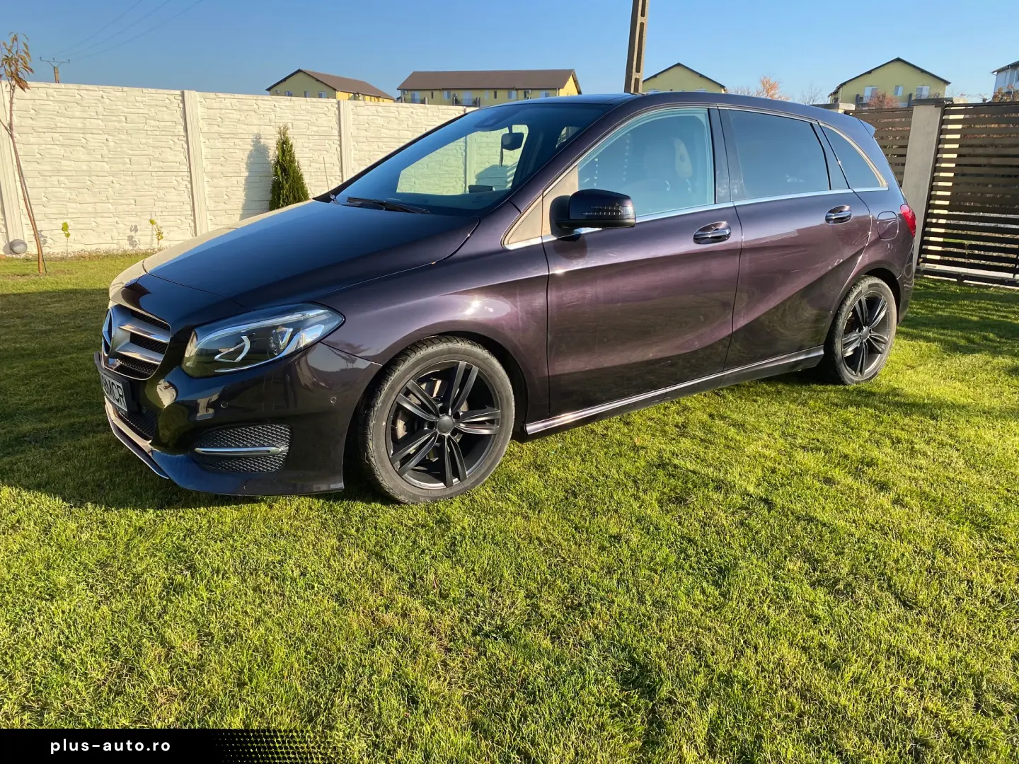 Mercedes-Benz B 200
