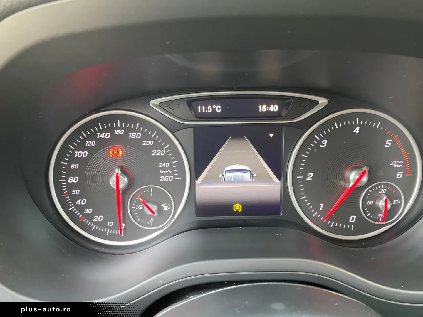 Mercedes-Benz B 200