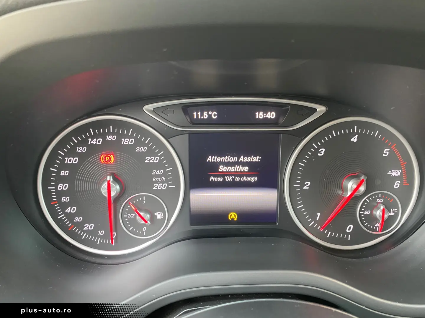 Mercedes-Benz B 200