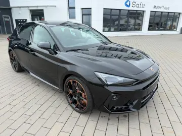 CUPRA Leon VZ Extreme 2.0 TSI   325 CP • PANO • MATRIX LED