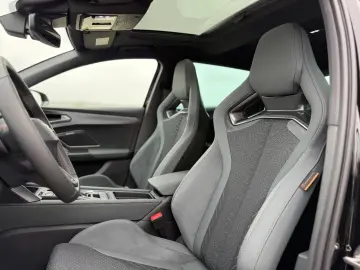 CUPRA Leon VZ Extreme 2.0 TSI   325 CP • PANO • MATRIX LED
