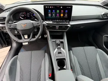 CUPRA Leon VZ Extreme 2.0 TSI   325 CP • PANO • MATRIX LED