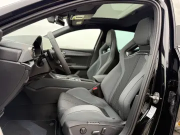 CUPRA Leon VZ Extreme 2.0 TSI   325 CP • PANO • MATRIX LED