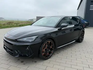 CUPRA Leon VZ Extreme 2.0 TSI   325 CP • PANO • MATRIX LED