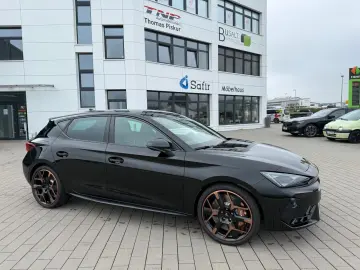 CUPRA Leon VZ Extreme 2.0 TSI   325 CP • PANO • MATRIX LED